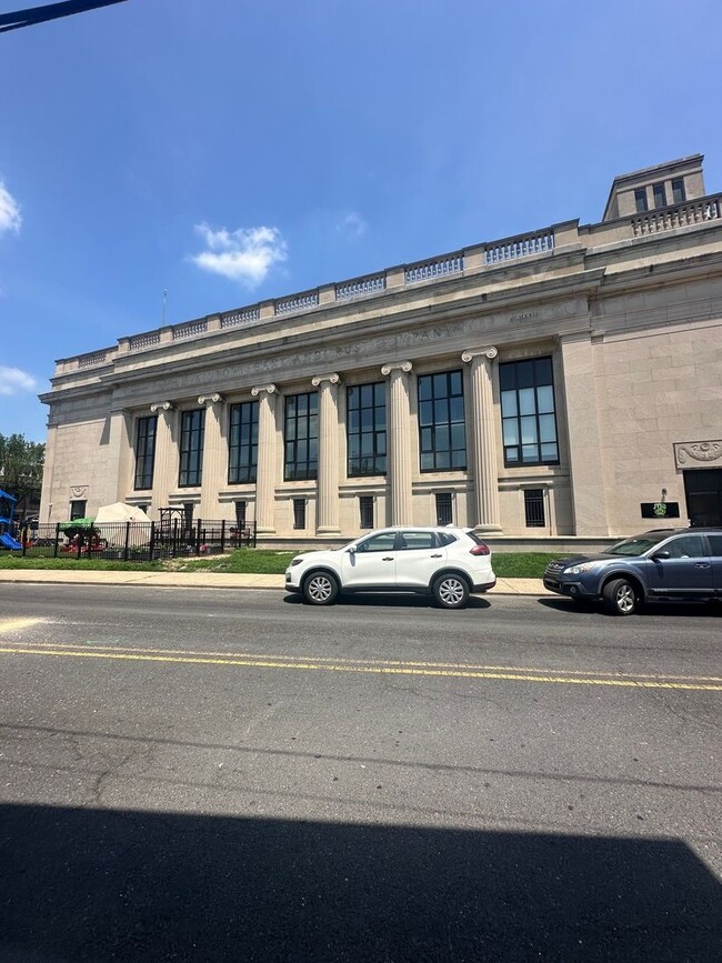 400 York Rd in Jenkintown, PA - Foto de edificio - Building Photo