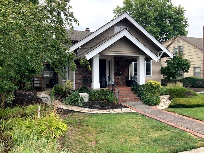 property at 1367 Jefferson St