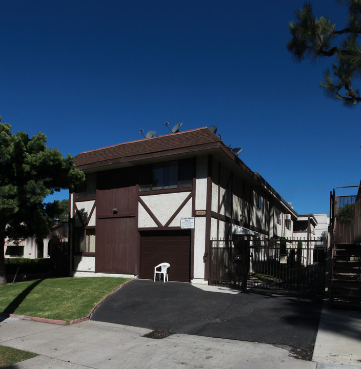 1035 Winchester Ave in Glendale, CA - Building Photo