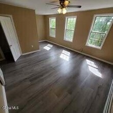 2 Lawrence St in Rensselaer, NY - Building Photo - Building Photo