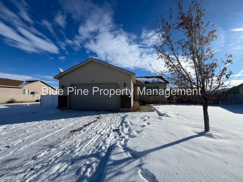 2332 Gladys Dr in Idaho Falls, ID - Building Photo