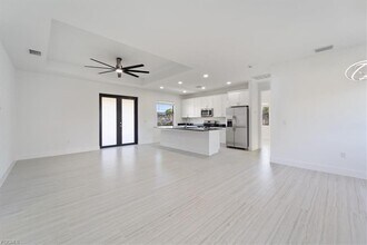 5306 Lee St in Lehigh Acres, FL - Building Photo - Building Photo