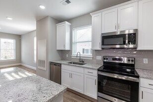 The Flats at Little Brook in Berlin, CT - Building Photo