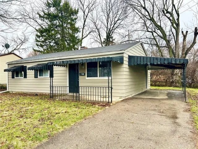 property at 4127 Oakdell Ave