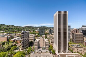 1414 SW 3rd Ave, Unit 2703 in Portland, OR - Building Photo - Building Photo