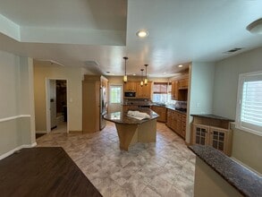 5958 Pearce Ave in Lakewood, CA - Foto de edificio - Building Photo