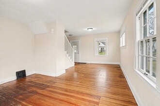 609 E Victoria St in South Bend, IN - Building Photo - Building Photo