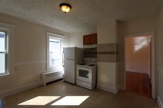 64 James St in Hartford, CT - Building Photo - Building Photo