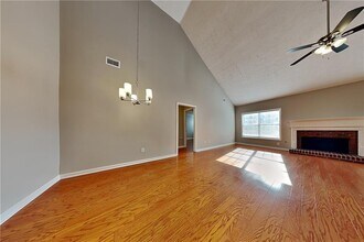 2077 Green Gate Pl in Grayson, GA - Building Photo - Building Photo