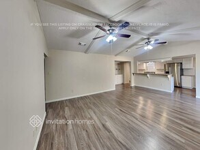 2239 Middle Creek Dr in Houston, TX - Building Photo - Building Photo