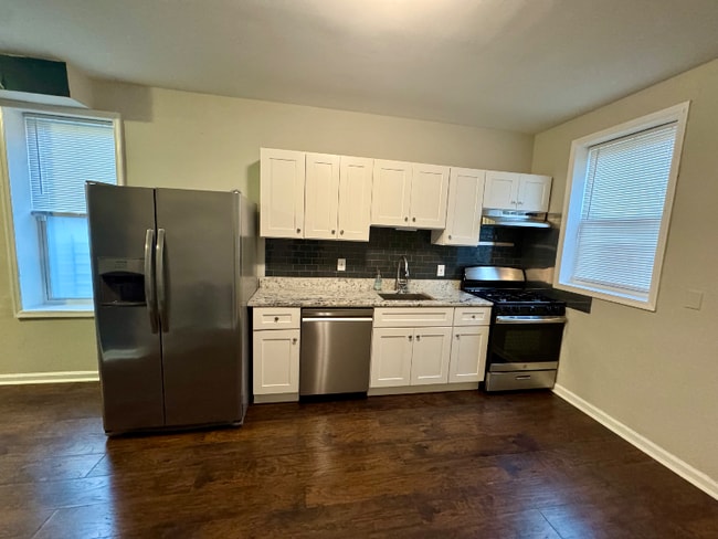 200 N Rose St in Baltimore, MD - Foto de edificio - Building Photo