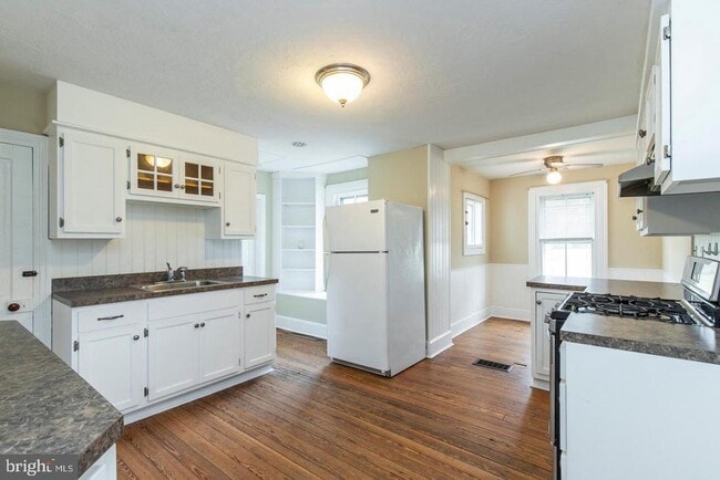 property at 905 Conner Rd