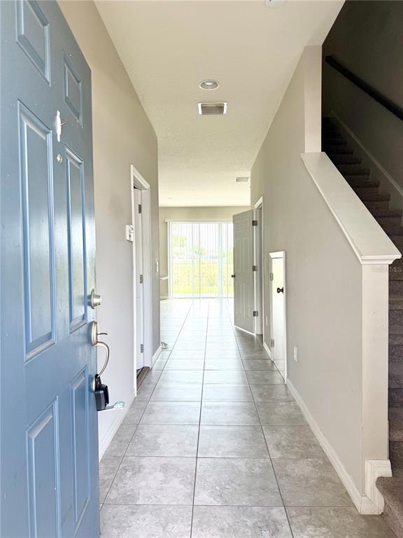 7008 Grand Elm Dr in Riverview, FL - Building Photo - Building Photo