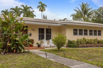 790 NE 119th St in Biscayne Park, FL - Building Photo - Building Photo