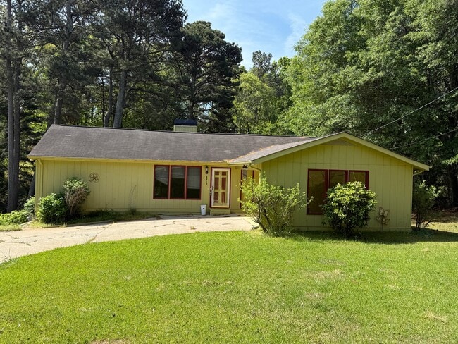 property at 4812 Bentwood Dr