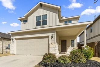 420 Bella Luna Way in Liberty Hill, TX - Building Photo - Building Photo