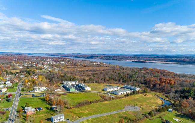 Farmhouse Commons in Saugerties, NY - Building Photo - Building Photo