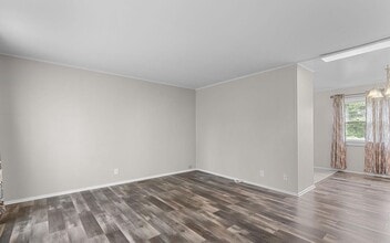 722 Auburn Rd in Fairless Hills, PA - Building Photo - Building Photo
