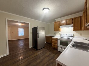 4063-4063 Wynn St in Morristown, TN - Building Photo - Building Photo