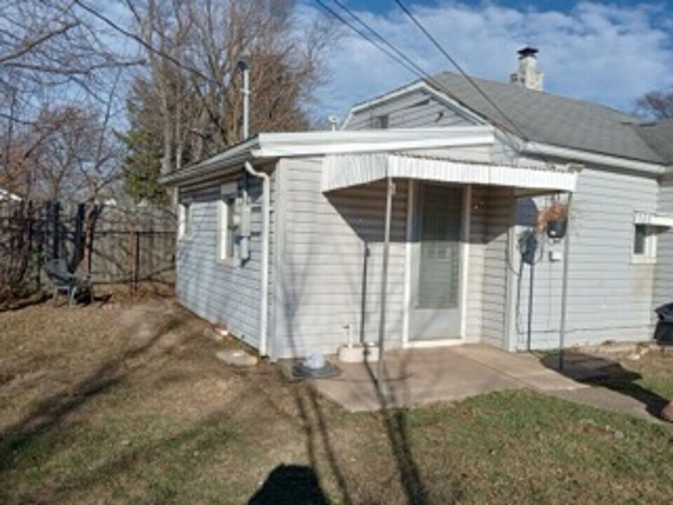 2370 N 23rd St in Lafayette, IN - Foto de edificio