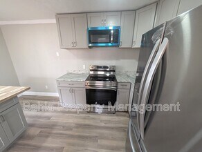 5521 Bay Blvd in Port Richey, FL - Building Photo - Building Photo