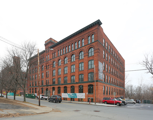 Hudson Arthaus in Troy, NY - Foto de edificio - Building Photo