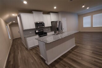 9315 Colonial Bent Pl in Conroe, TX - Building Photo - Building Photo