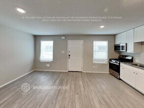 5414 Verdugos Pl, Unit 526 in San Antonio, TX - Foto de edificio - Building Photo