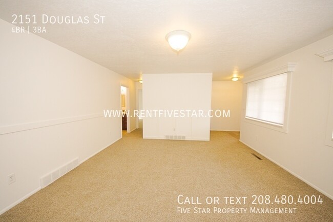 2151 Douglas St in Pocatello, ID - Building Photo - Building Photo