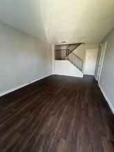 327 Beverly St in Hinesville, GA - Building Photo - Building Photo