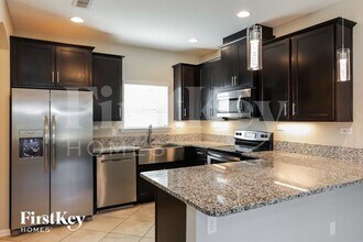 1141 Laurel Valley Dr in Orange Park, FL - Building Photo - Building Photo