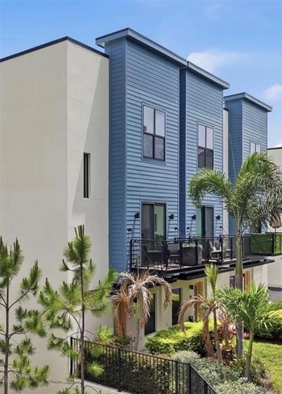 property at 4810 W McElroy Ave