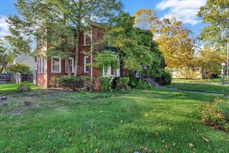 201 S Prospect Ave in Champaign, IL - Foto de edificio - Building Photo