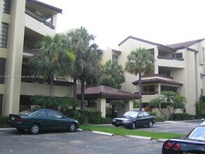 8830 SW 123rd Ct in Miami, FL - Building Photo - Building Photo