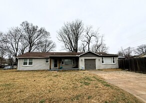 2515 Richmond N in Wichita, KS - Building Photo