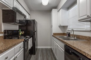 Windfern Meadows in Houston, TX - Building Photo