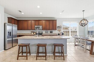 253 Calvert St in Waxahachie, TX - Building Photo