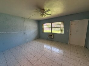 2917 Plunkett St in Hollywood, FL - Building Photo - Building Photo