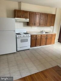 939 Spring Garden St photo'