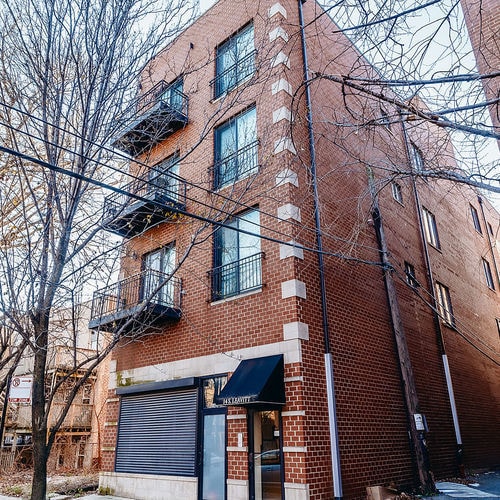 property at 14 S Leavitt St