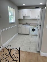 472 Saxony Way in Delray Beach, FL - Building Photo - Building Photo