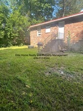2849 New Clinton Rd in Macon, GA - Building Photo - Building Photo