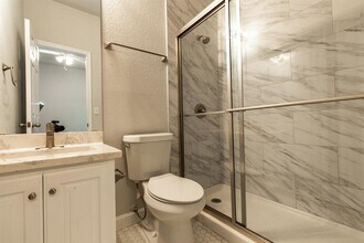 2204 San Gabriel St in Austin, TX - Building Photo - Building Photo