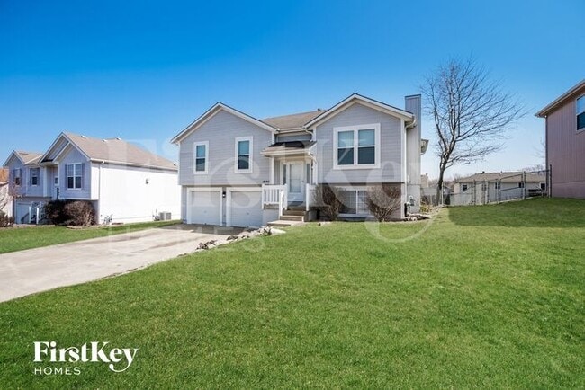 16411 Slater Ave in Belton, MO - Foto de edificio - Building Photo