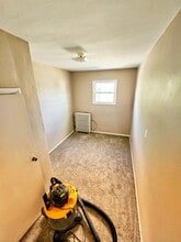 2002 61st St, Unit Upper in Kenosha, WI - Building Photo - Building Photo