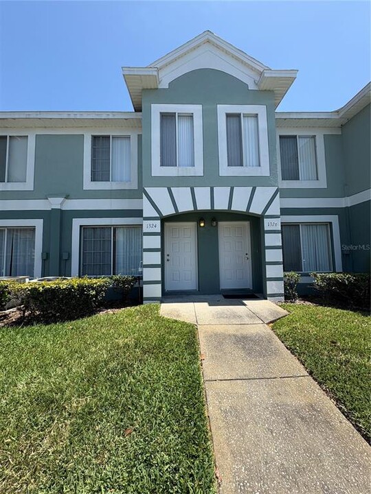 1324 Kelridge Pl in Brandon, FL - Building Photo