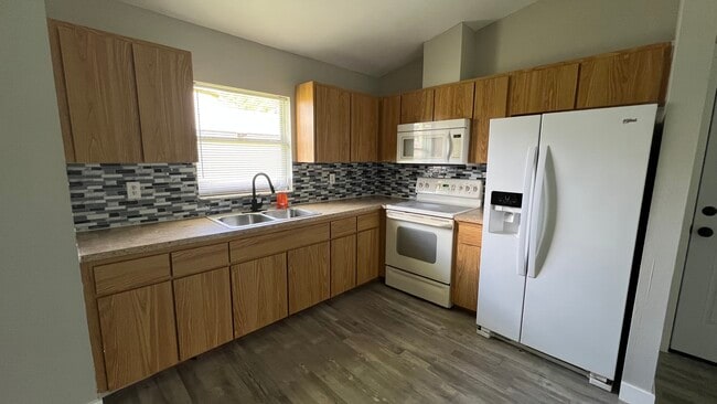 2127 Towles St in Ft. Myers, FL - Building Photo - Building Photo