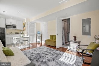 13011 Vaden Terrace in Germantown, MD - Building Photo - Building Photo