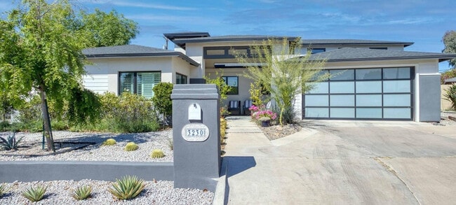 3230 E Colter St in Phoenix, AZ - Building Photo - Building Photo