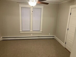 30 Kilmurray St in Clinton, MA - Building Photo - Building Photo